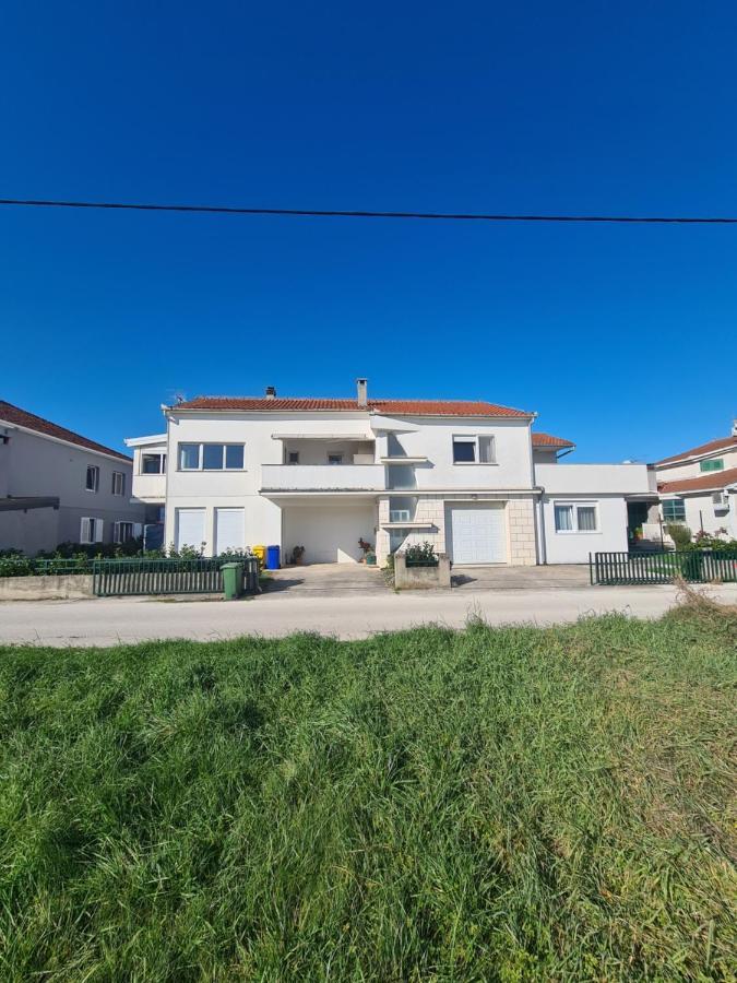 Apartment Melody Metkovic Bagian luar foto